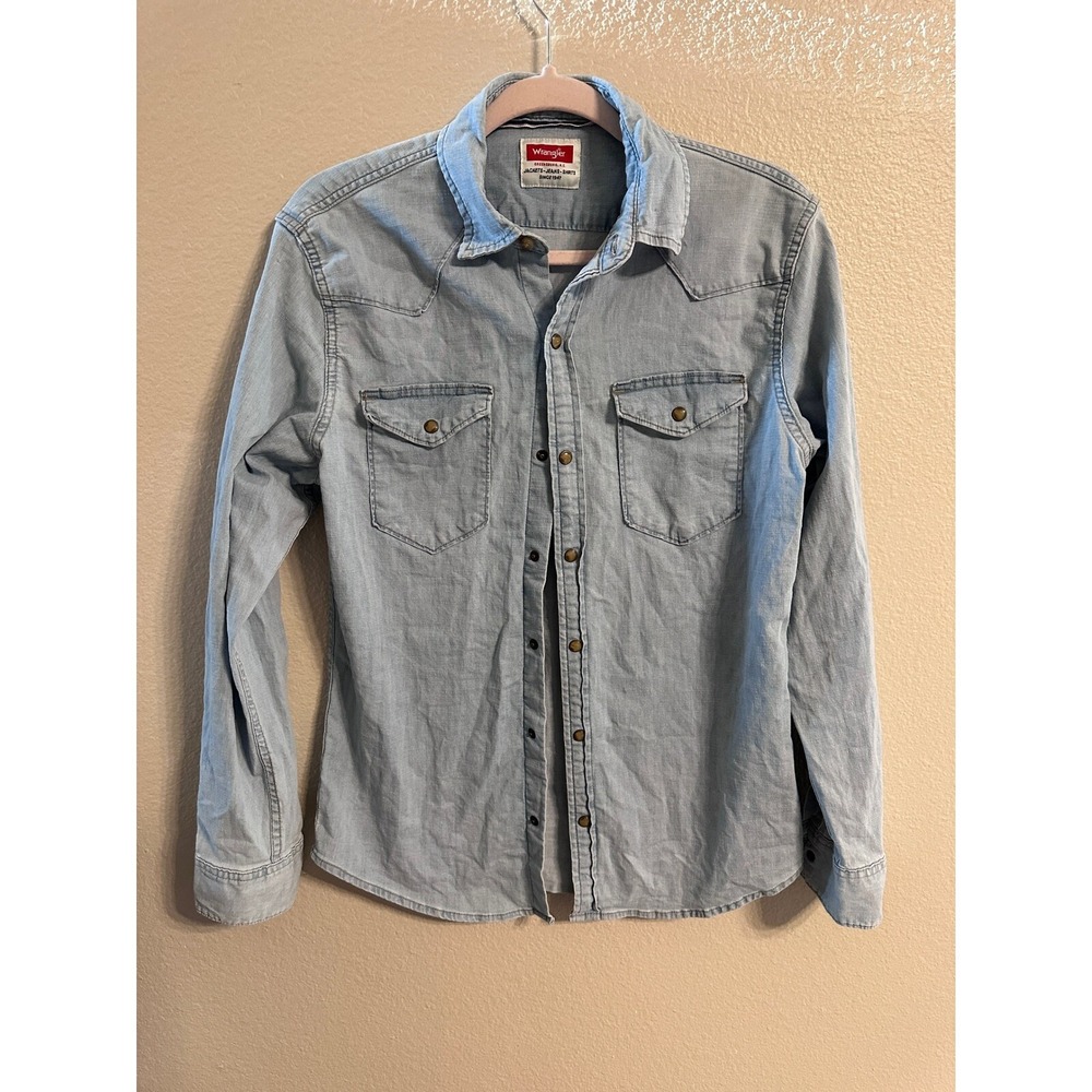 Wrangler Denim Shirt Western Style Button Down Light Wash Size M